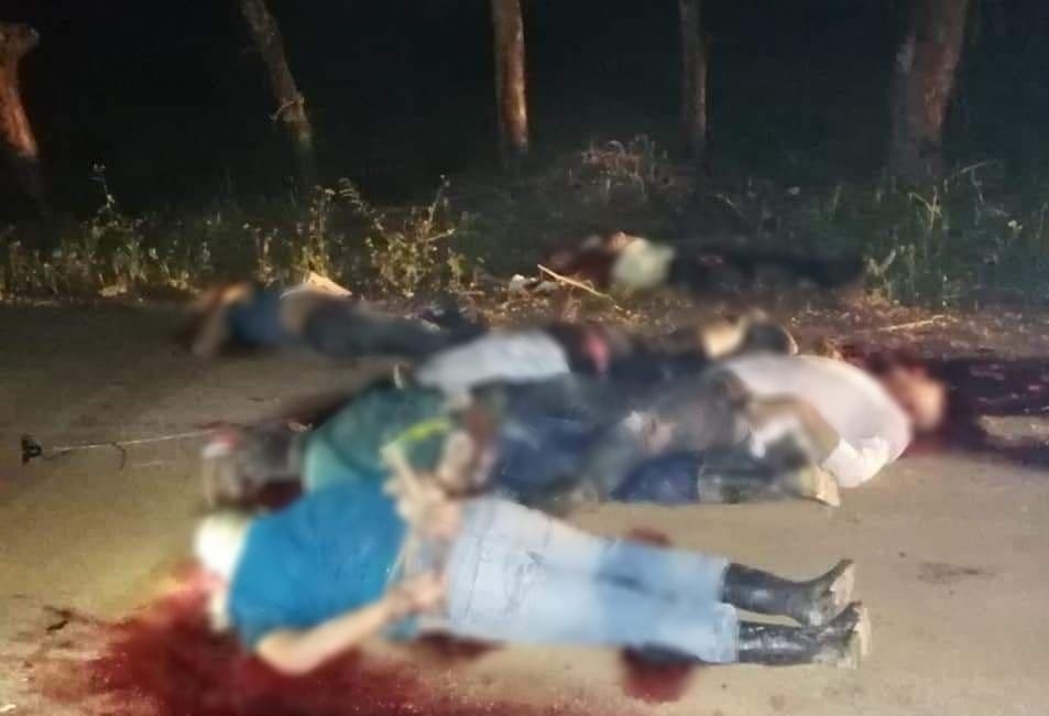 Los cuerpos de al menos diez personas, con huellas de haber sido torturados, fueron abandonados en una carretera estatal del sur de Veracruz.