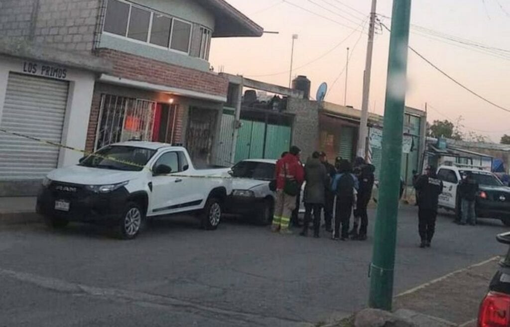 Cinco muertos y una persona lesionada fue el saldo de la agresión a balazos por comando armado en un expendio de cervezas ubicado en la colonia El Carmen Municipio de Hueypoxtla en los límites con Tizayuca Hidalgo.