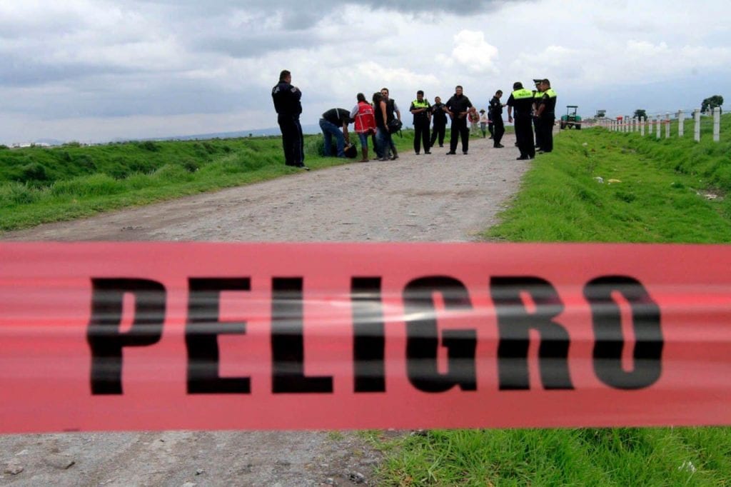En diferentes puntos del Estado de México, fueron localizados 3 cadáveres calcinados.