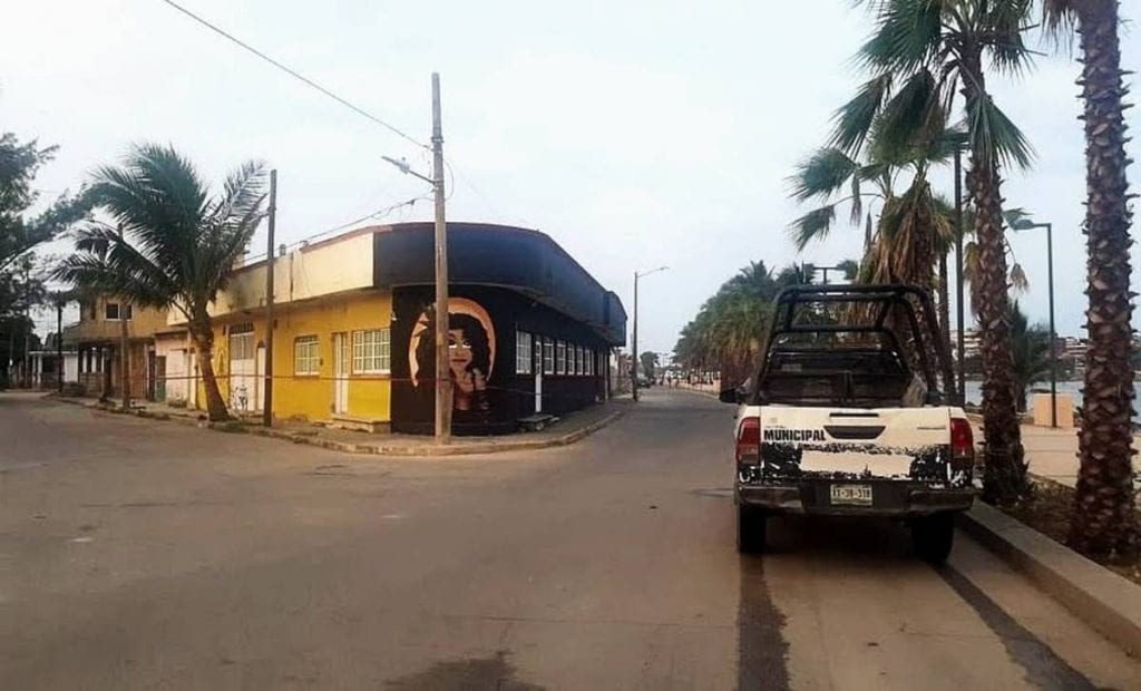 Durante la madrugada, se registró un ataque armado en un bar de Coatzacoalcos, Veracruz, que dejó tres personas muertas y cuatro heridas