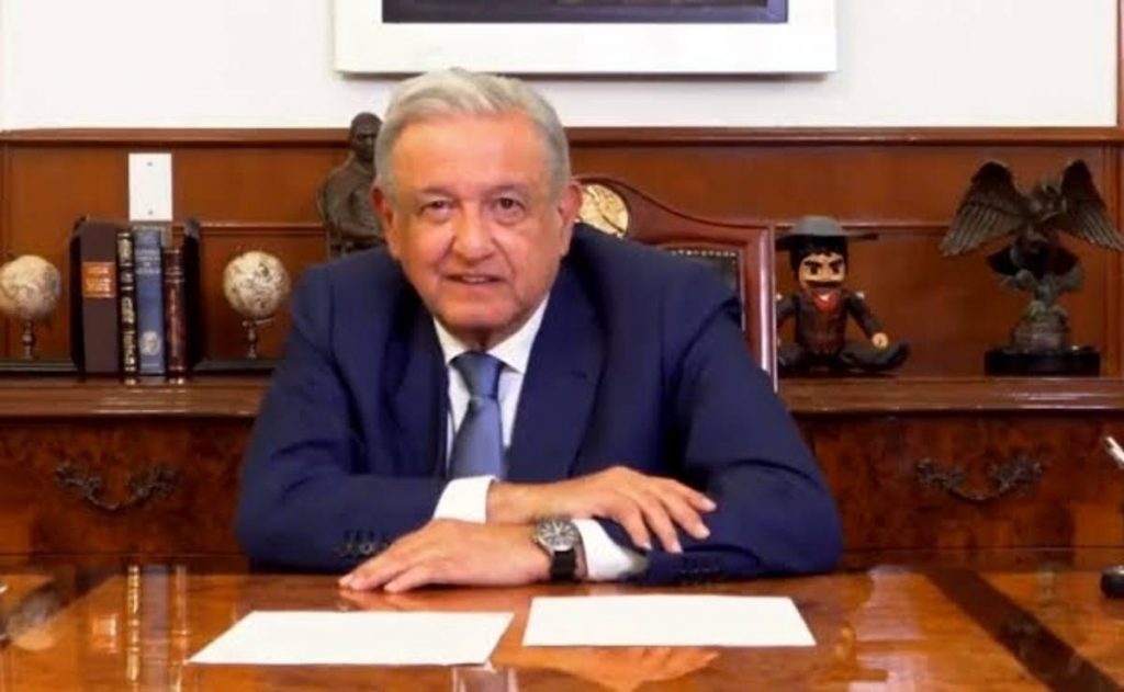 Andrés Manuel López Obrador llamó a apoyar la colecta para atención de niños con discapacidad que hoy arrancó el Teletón, la única institución de asistencia privada con la que su Gobierno ha firmado un convenio