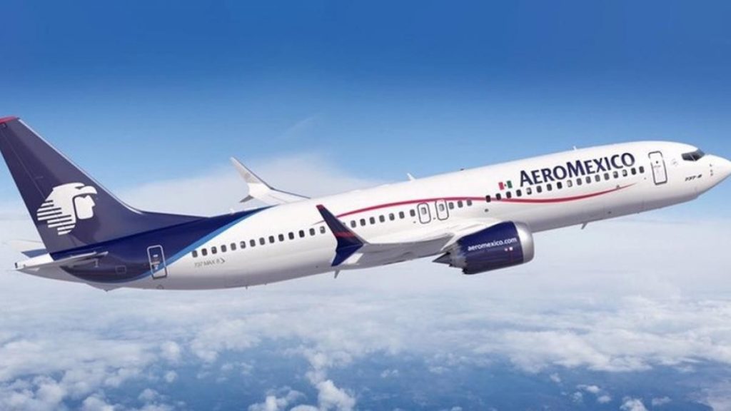 Aeroméxico canceló hoy 47 vuelos por contagios entre su tripulación.