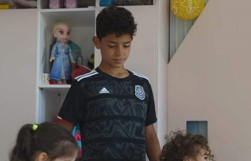 El hijo de CR7 fue captado usando u jersey de la Selección Mexicana.