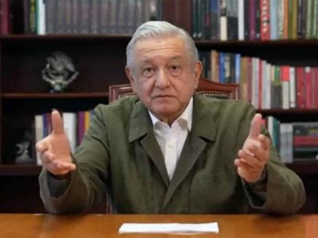 Andrés Manuel López Obrador retornó este sábado a Palacio Nacional tras someterse a un procedimiento de cateterismo