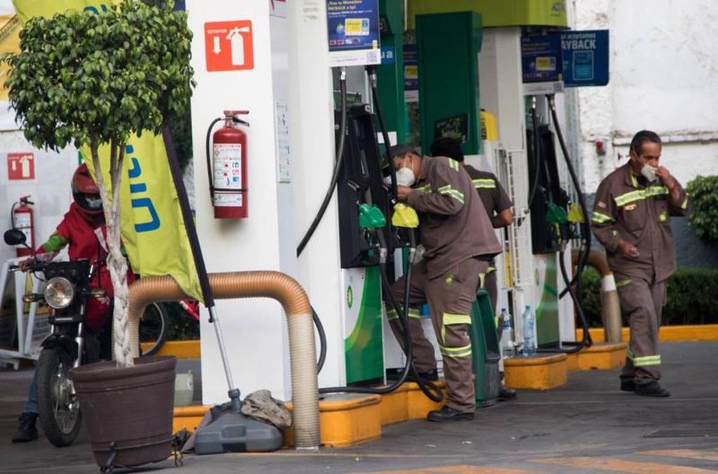 A partir del sábado 5 de marzo, la gasolina Magna y Diésel contarán con un estímulo fiscal de 100 por ciento, informó la Secretaría de Hacienda y Crédito Público.