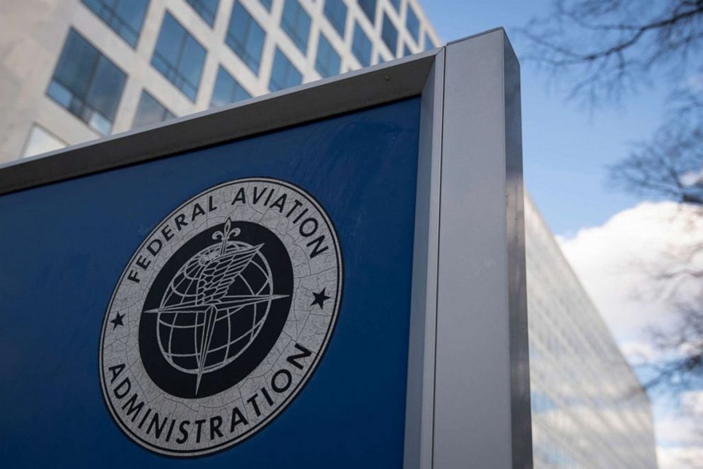 La FAA pospuso algunas semanas la revisión que podría otorgar a la Agencia Federal de Aviación Civil de México la categoría 1