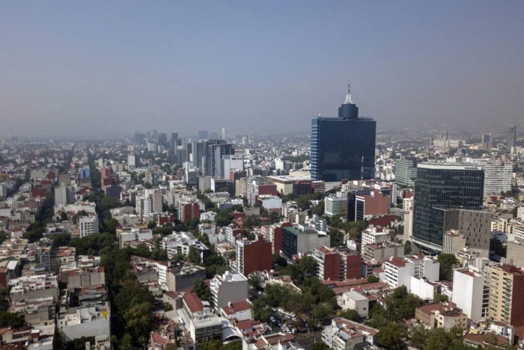 La Comisión Ambiental de la Megalópolis (CAMe) anunció este sábado la suspensión de la contingencia ambiental atmosférica por ozono en la Zona Metropolitana del Valle de México.