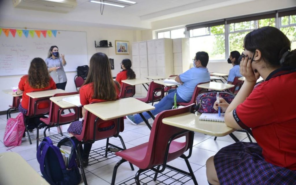 Clases presenciales en Hidalgo, padres de familia confían en esa modalidad para ciclo escolar 2022-2023