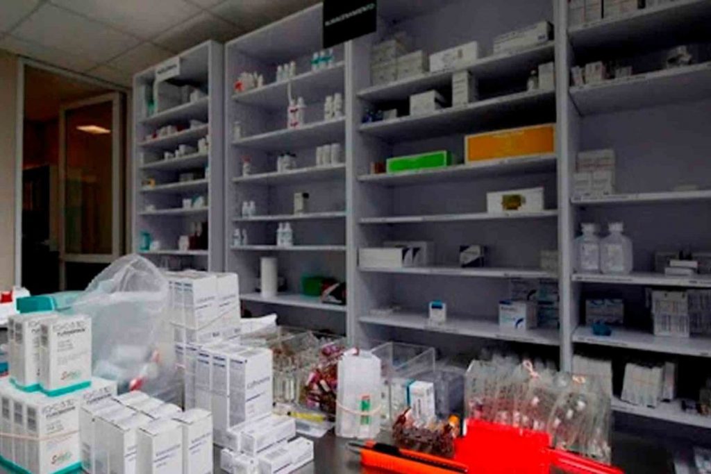 Coparmex exige al IMSS resolver el desabasto de medicamentos
