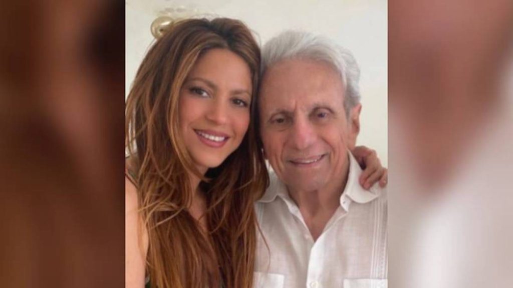 Medios españoles reportaron la hospitalización del padre de Shakira, el señor William Mebarak, de 91 años, en Barcelona.