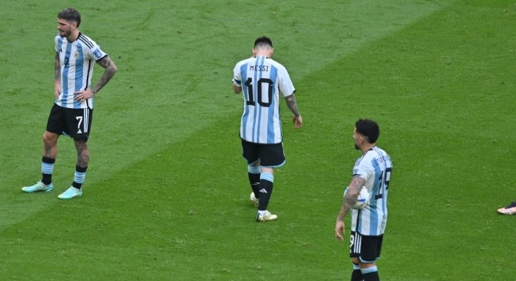 Argentina hace un tango y cae 2-1 frente a Arabia Saudita