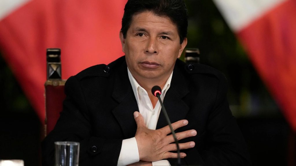 Presidente de Perú Pedro Castillo disuelve el Congreso y llama a elaborar nueva Constitución