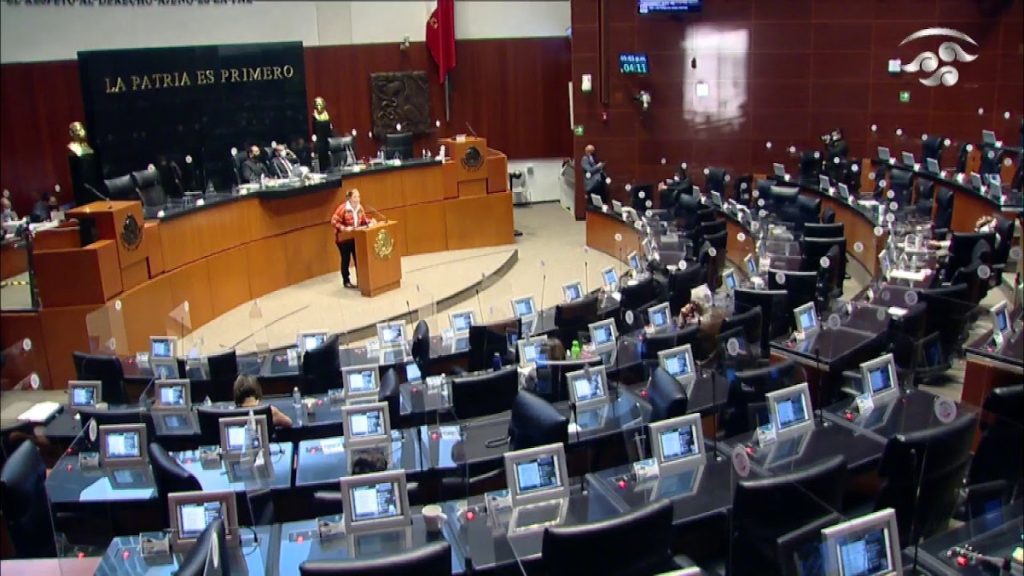 Recibe Senado minutas de Plan B de AMLO contra el INE... y van a comisiones