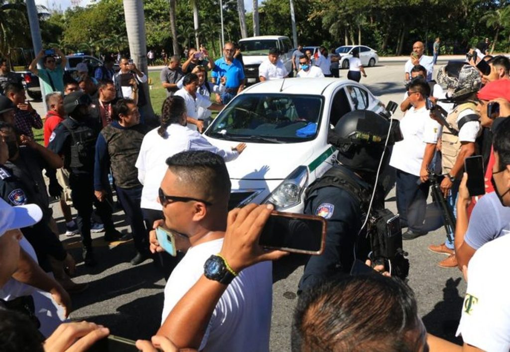 Gobierno de Quintana Roo va legalmente contra taxistas de Cancún