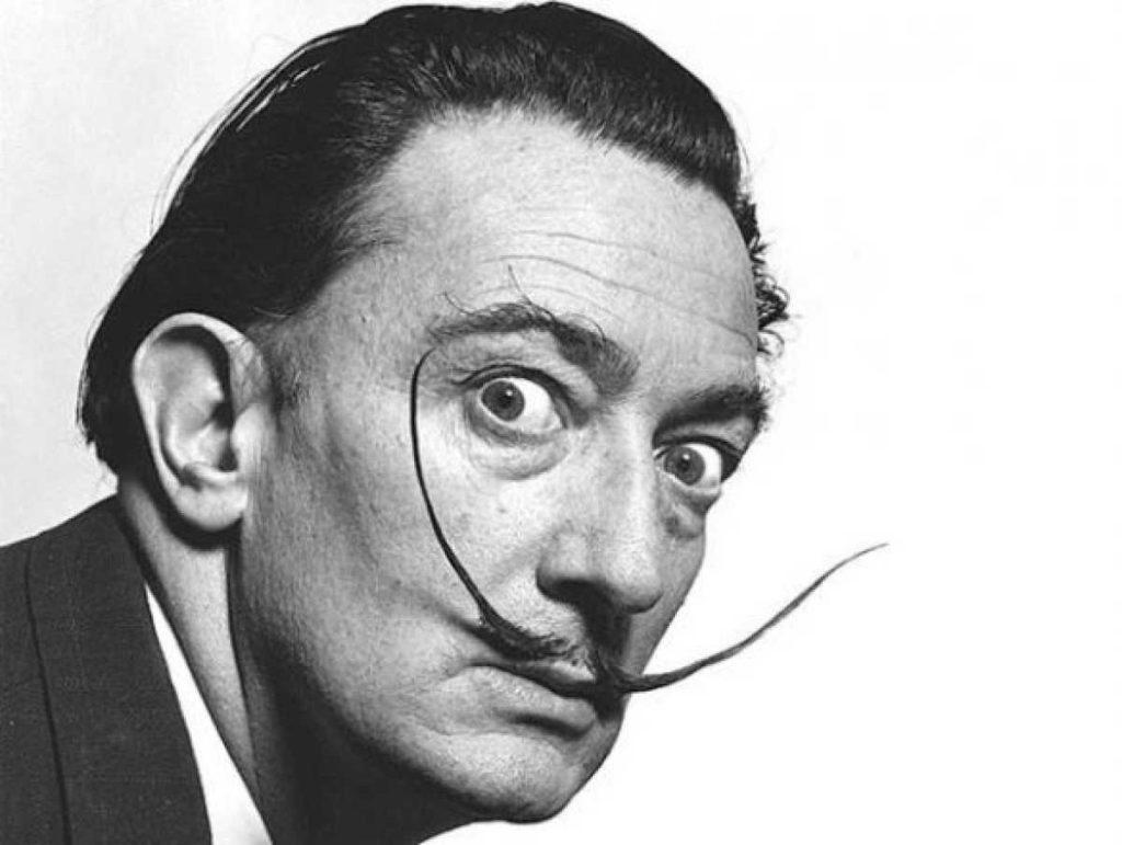 Salvador Dalí, se cumplen 34 años de la muerte del artista