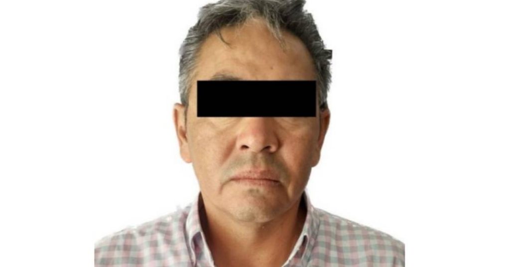 La Fiscalía del Estado de México confirmó la detención de Ricardo “N”, de 50 años de edad, quien presuntamente realizaba tocamientos a los niños