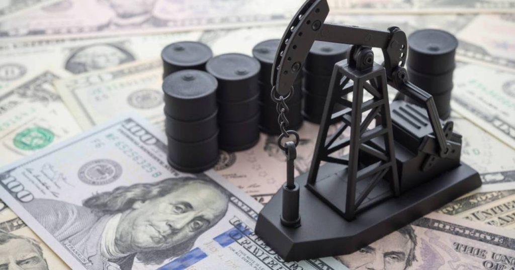 El petróleo subió de precio después de que la OPEP anunciara inesperadamente recortes en la producción de crudo