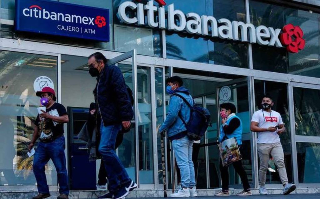 Citi anuncia que venderá Banamex en la Bolsa y no a Larrea