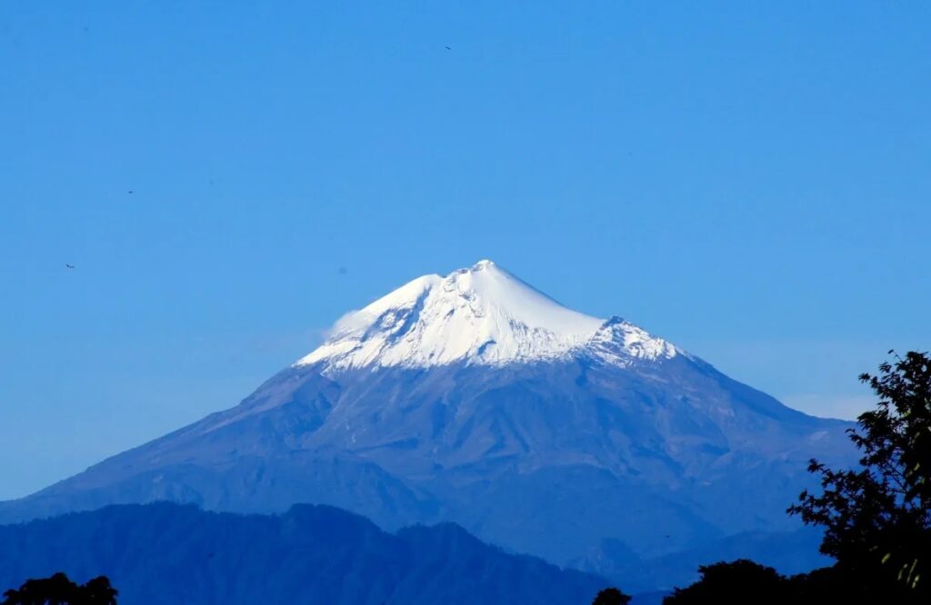 Mueren 4 alpinistas luego de caer del Pico de Orizaba