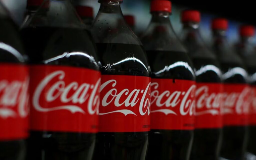 Coca-Cola sube sus precios debido al aumento en el azúcar