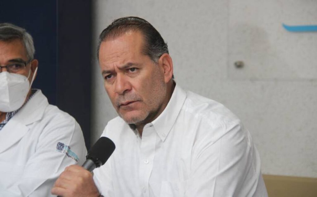 Martín Orozco Sandoval, fue encontrado culpable de los delitos de tráfico de influencias y ejercicio indebido del servicio público.