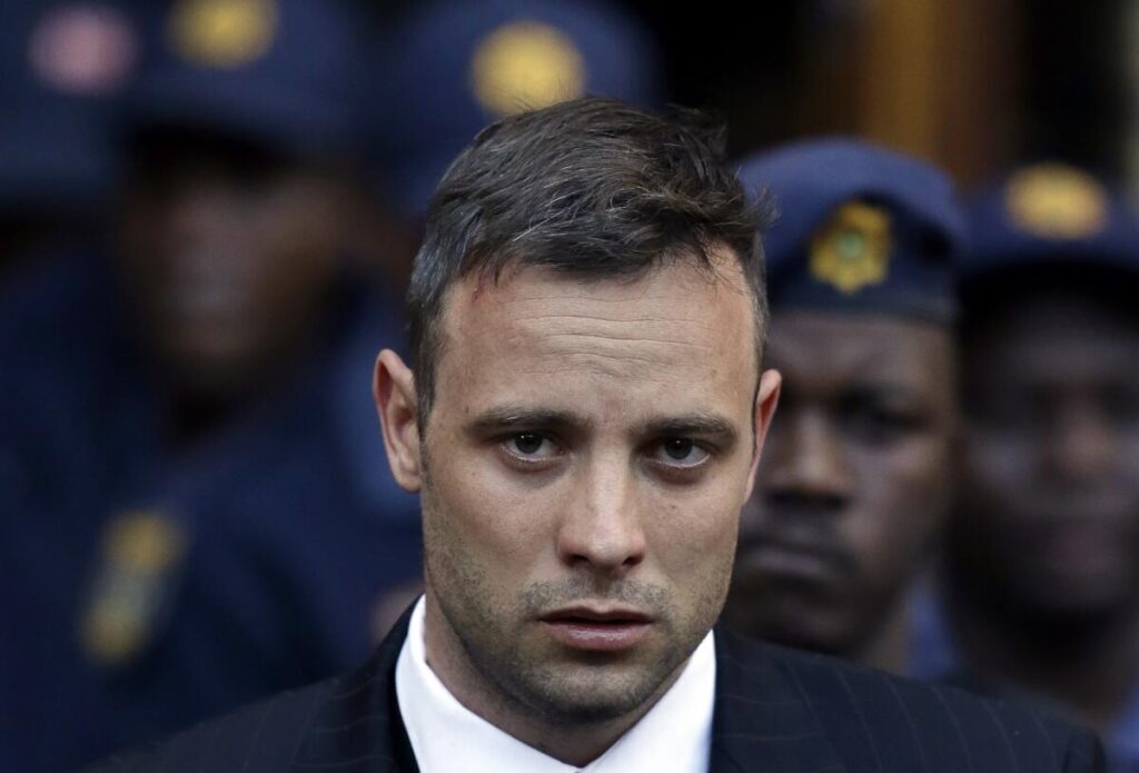 Obtiene Oscar Pistorius libertad condicional a diez años de matar a su novia